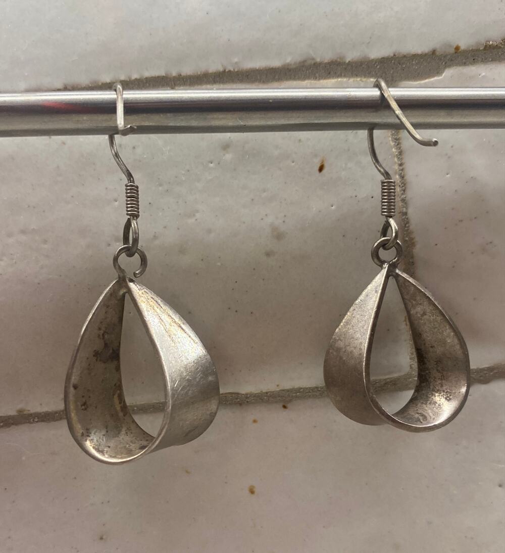 Vintage Mexican Modernist Silver-Tone Teardrop Earrings